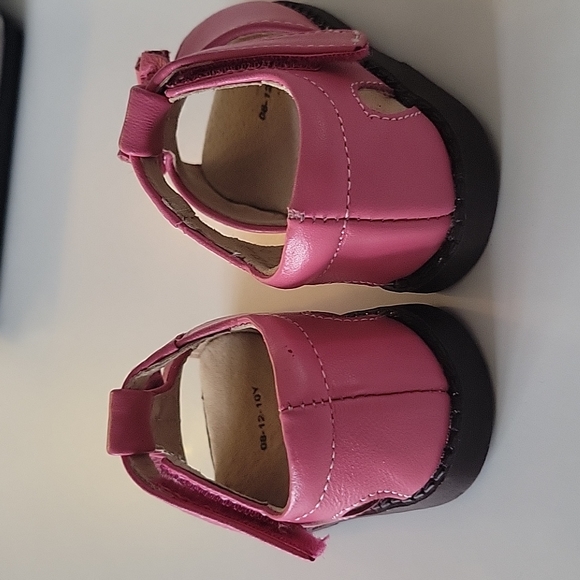 Baby Girl Walking Shoes and Bootie Size 6-12 months/ Size 3 and 4 Bundle - Picture 5 of 15